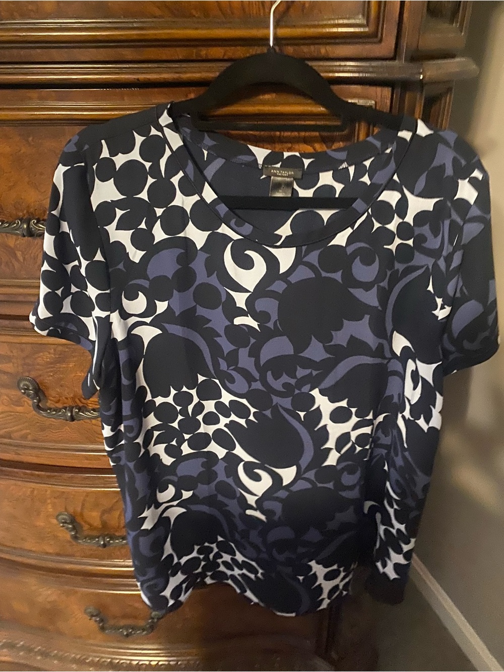 Ann Taylor navy blue Floral Print Short Sleeve Blouse Top